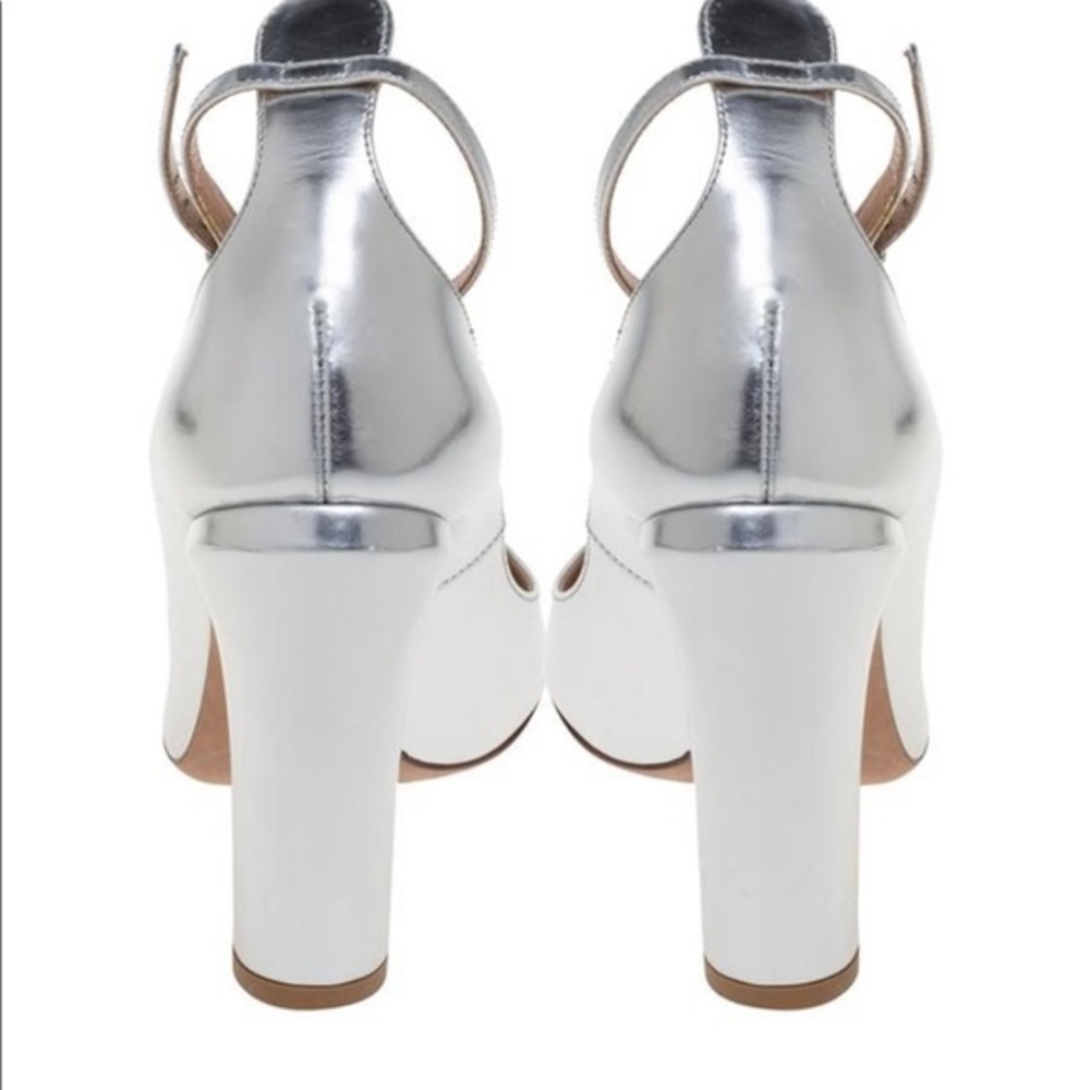 NIB Valentino Pumps - Picture 2 of 6